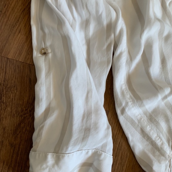 Maeve Button Down Tie Front Top - Picture 6 of 13